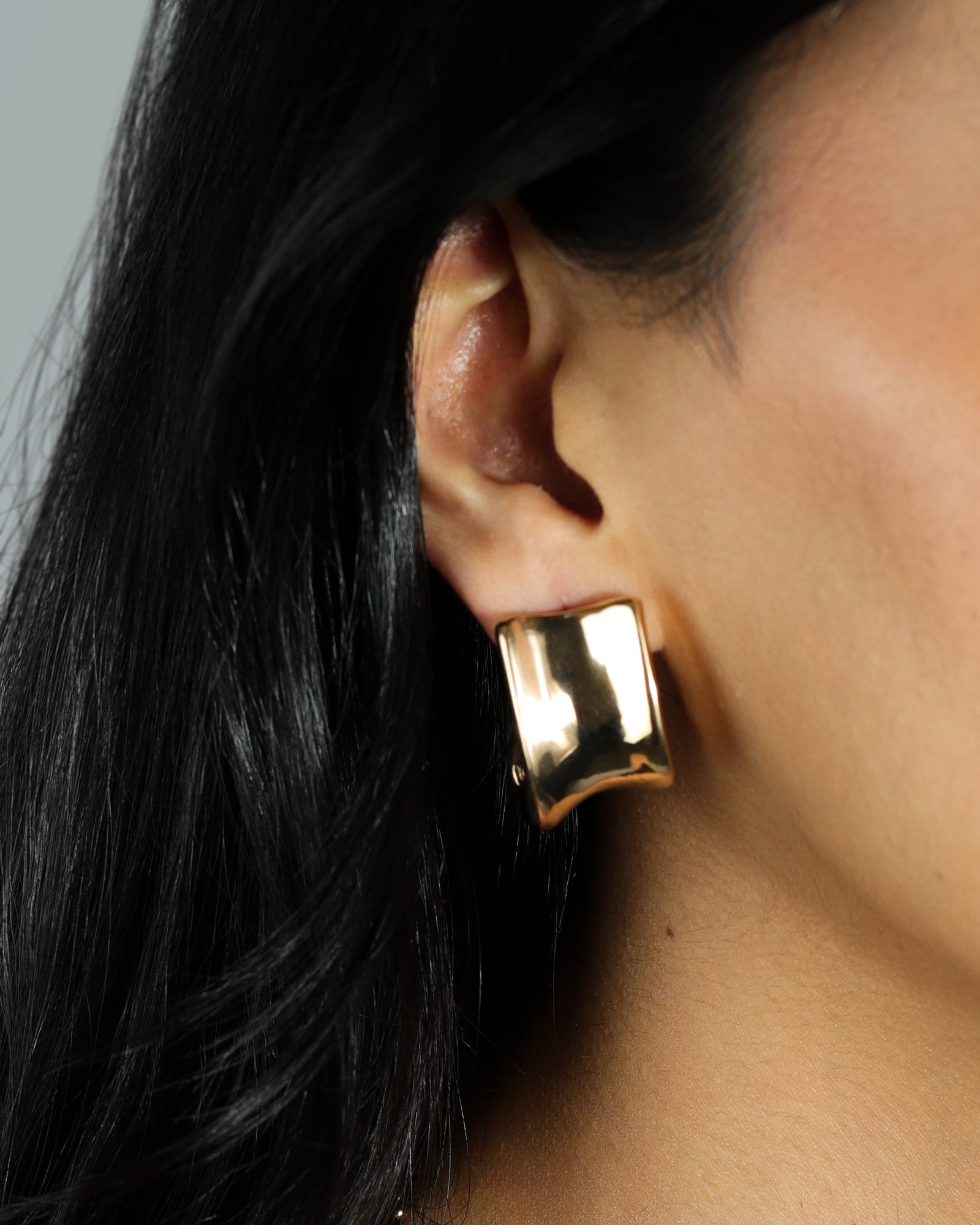 Groove J Hoops 18k Gold Plated