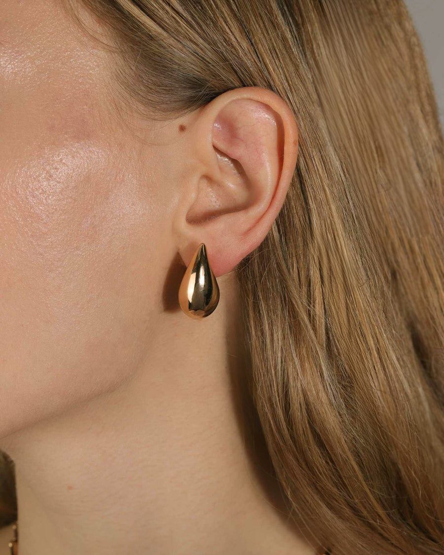 Teardrop Medium Studs 18k Gold Plated