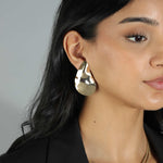 Wavy Teardrop Studs 18k Gold Plated