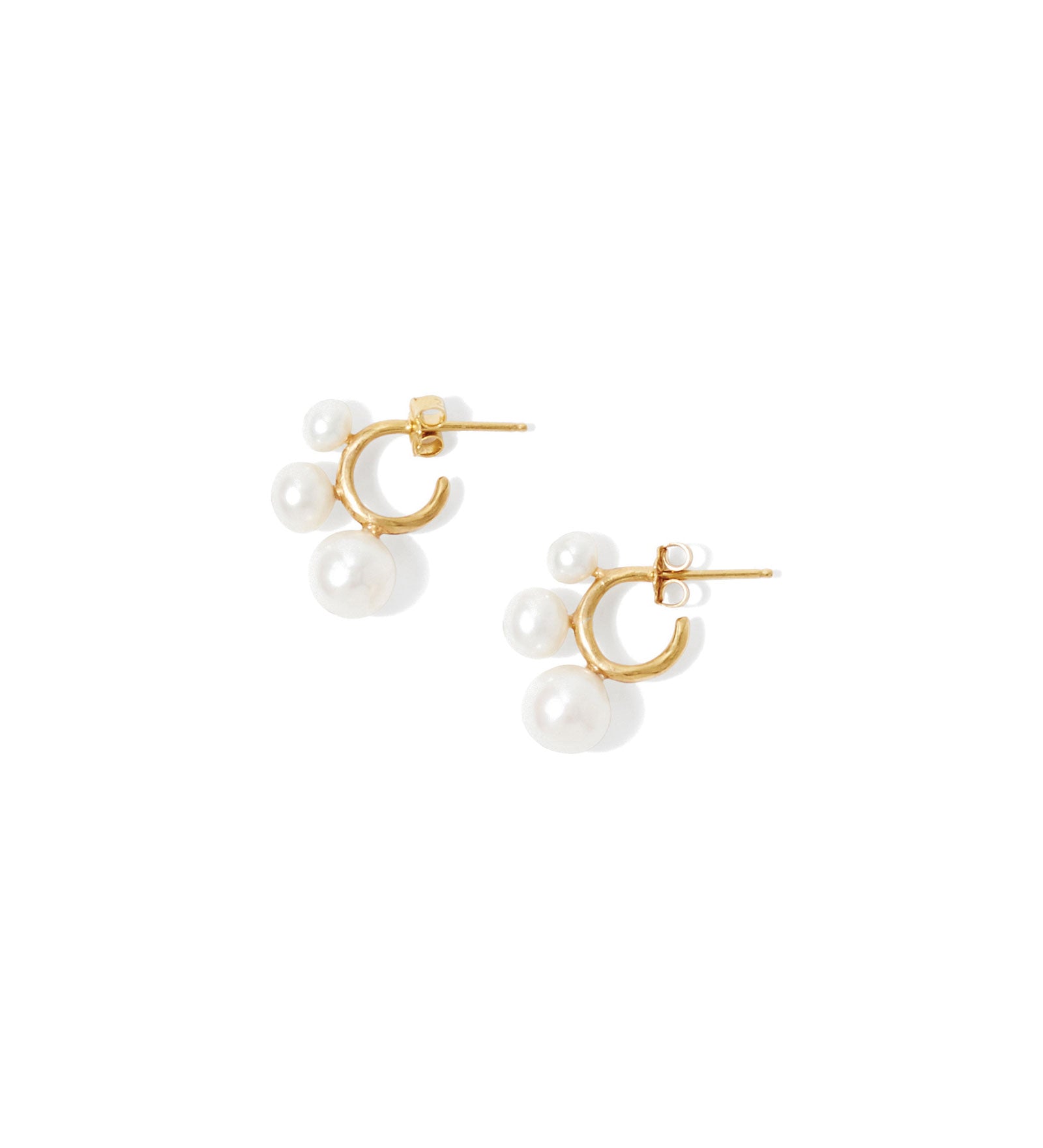 3 Gradual Pearl Huggies 18k Gold Vermeil, White Pearl