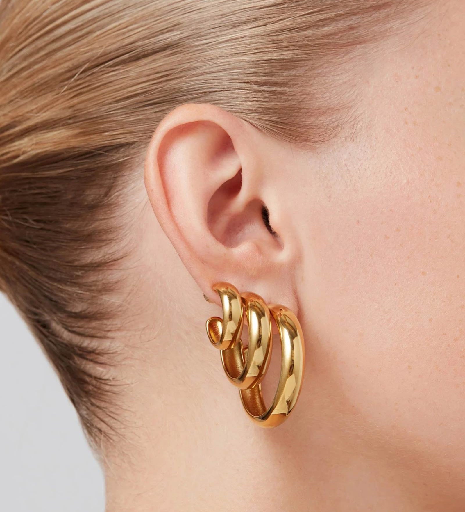 Staple Hoop Earrings - Large 14k Gold Ion Plated