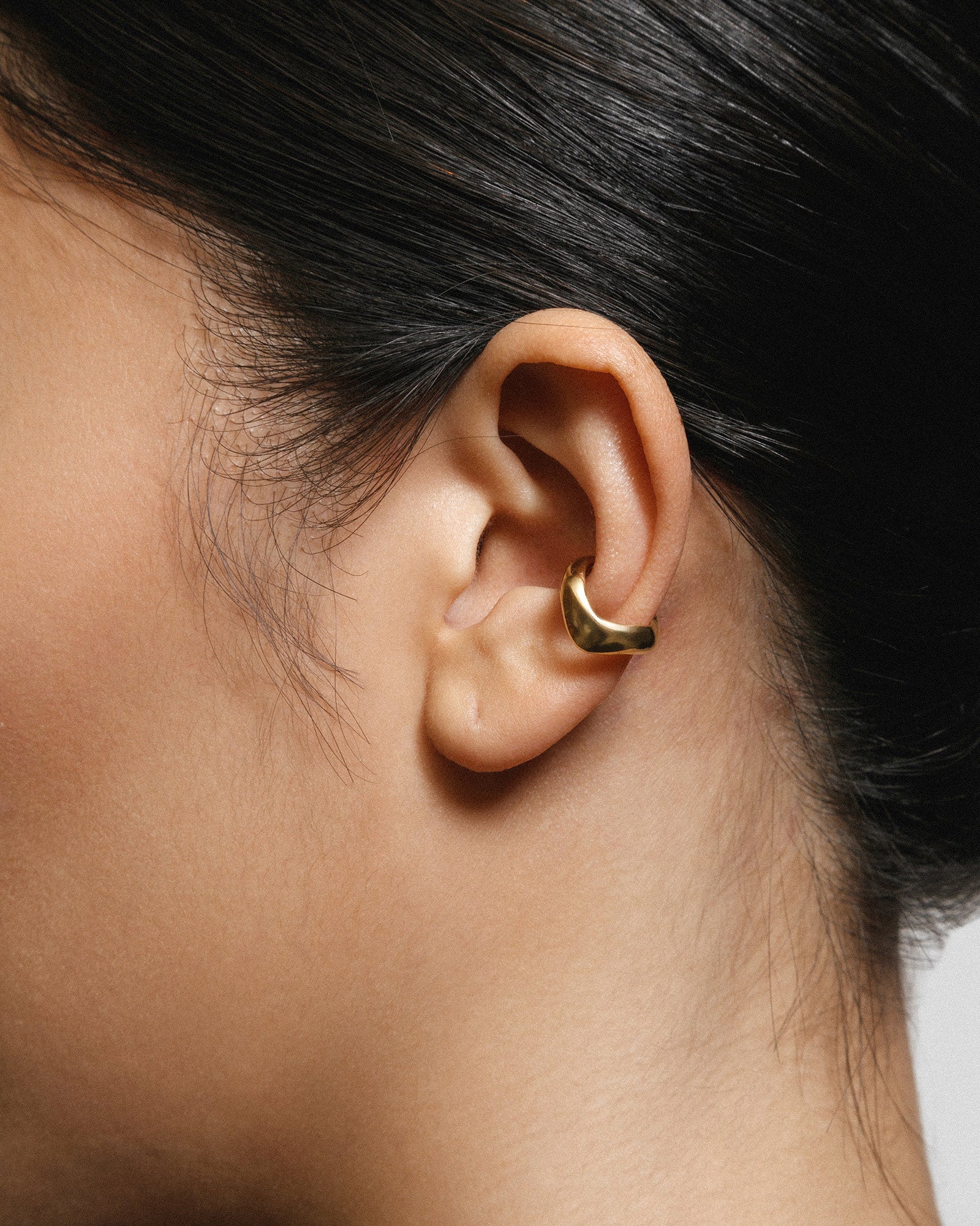 Simone Ear Cuff 14k Gold Plated