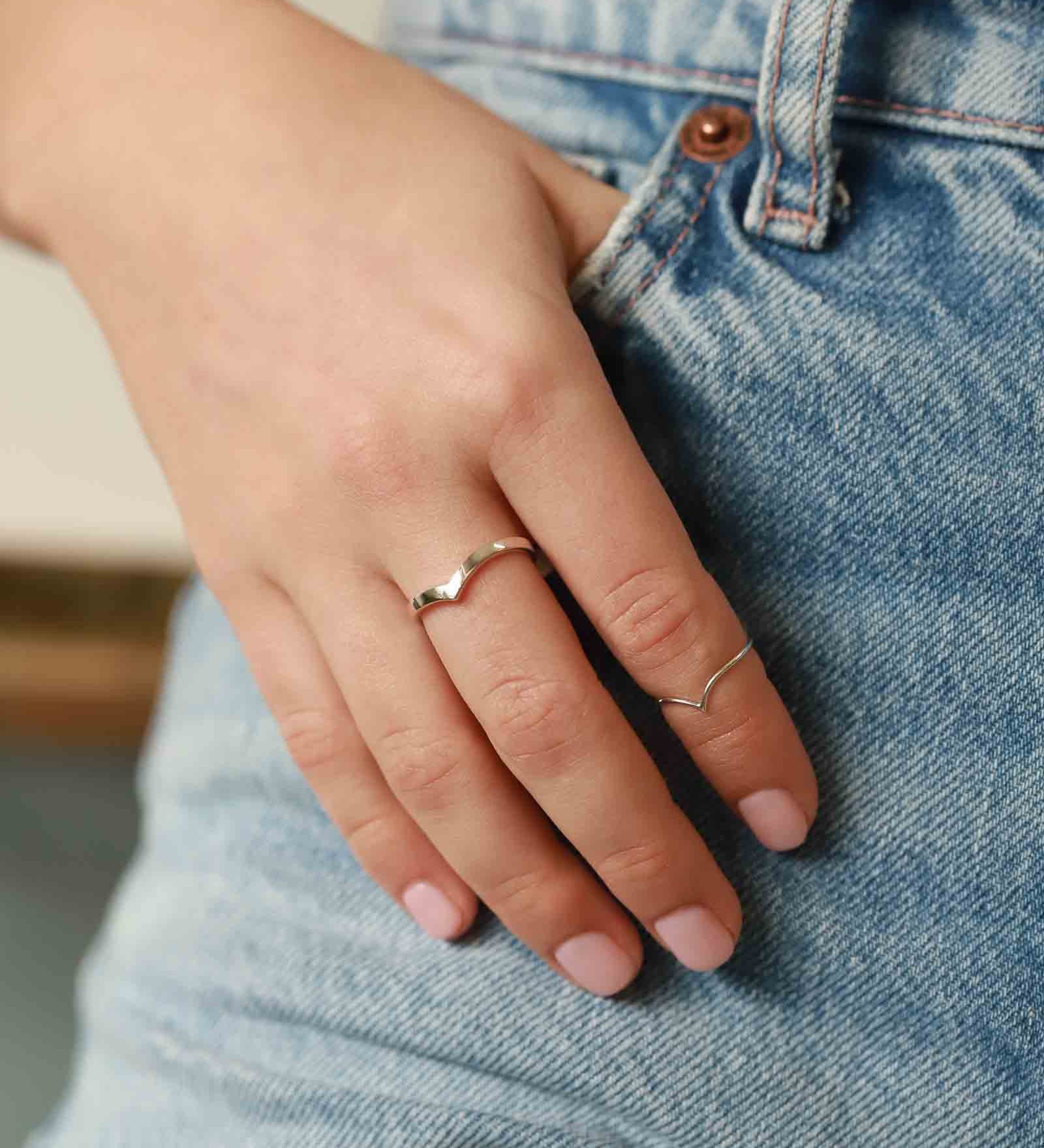 Tashi-Chevron Thin Midi Ring-Rings-Blue Ruby Jewellery-Vancouver Canada