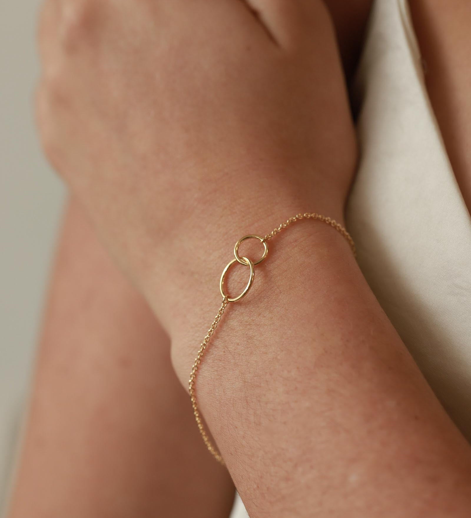 Tashi-Interlocking Circle Bracelet-Bracelets-14k Gold Vermeil-Blue Ruby Jewellery-Vancouver Canada