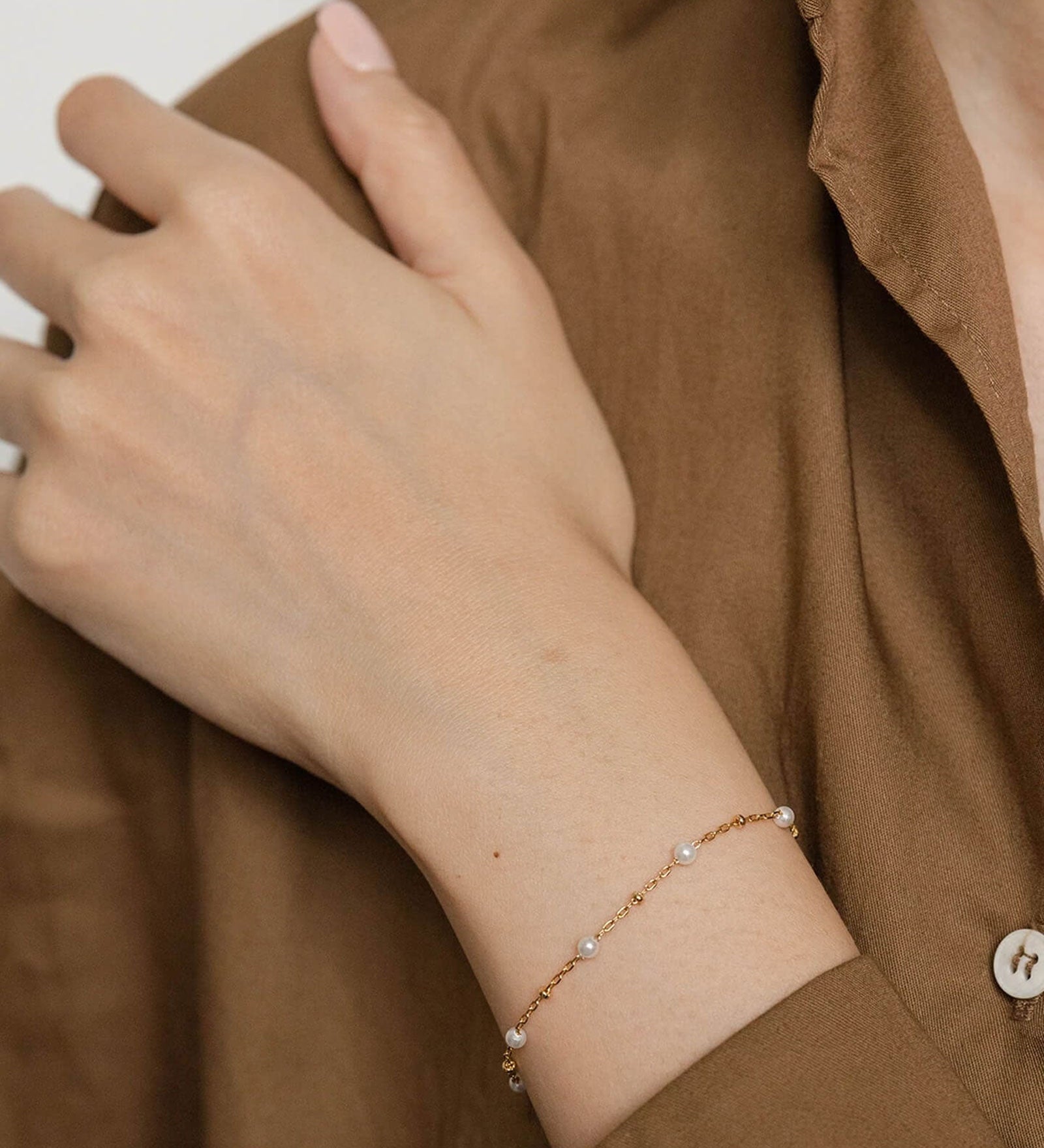 Quiet Icon-Pearl Ball Chain Bracelet-Bracelets-14k Gold Vermeil, White Pearl-Blue Ruby Jewellery-Vancouver Canada