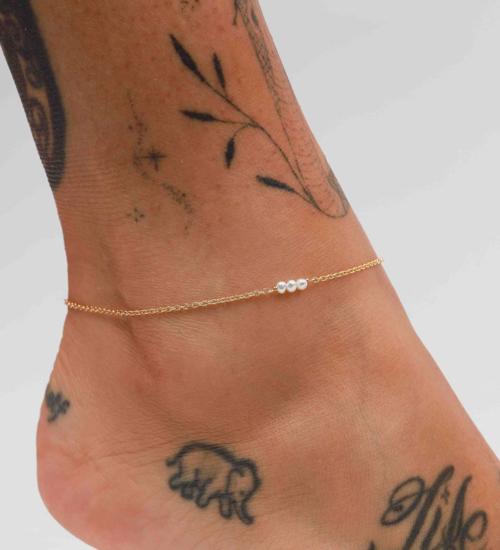 Poppy Rose-Three Pearl Anklet-Anklets-14k Gold Fill, White Pearl-Blue Ruby Jewellery-Vancouver Canada